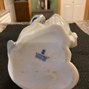 Lladro Bride and Groom figurine